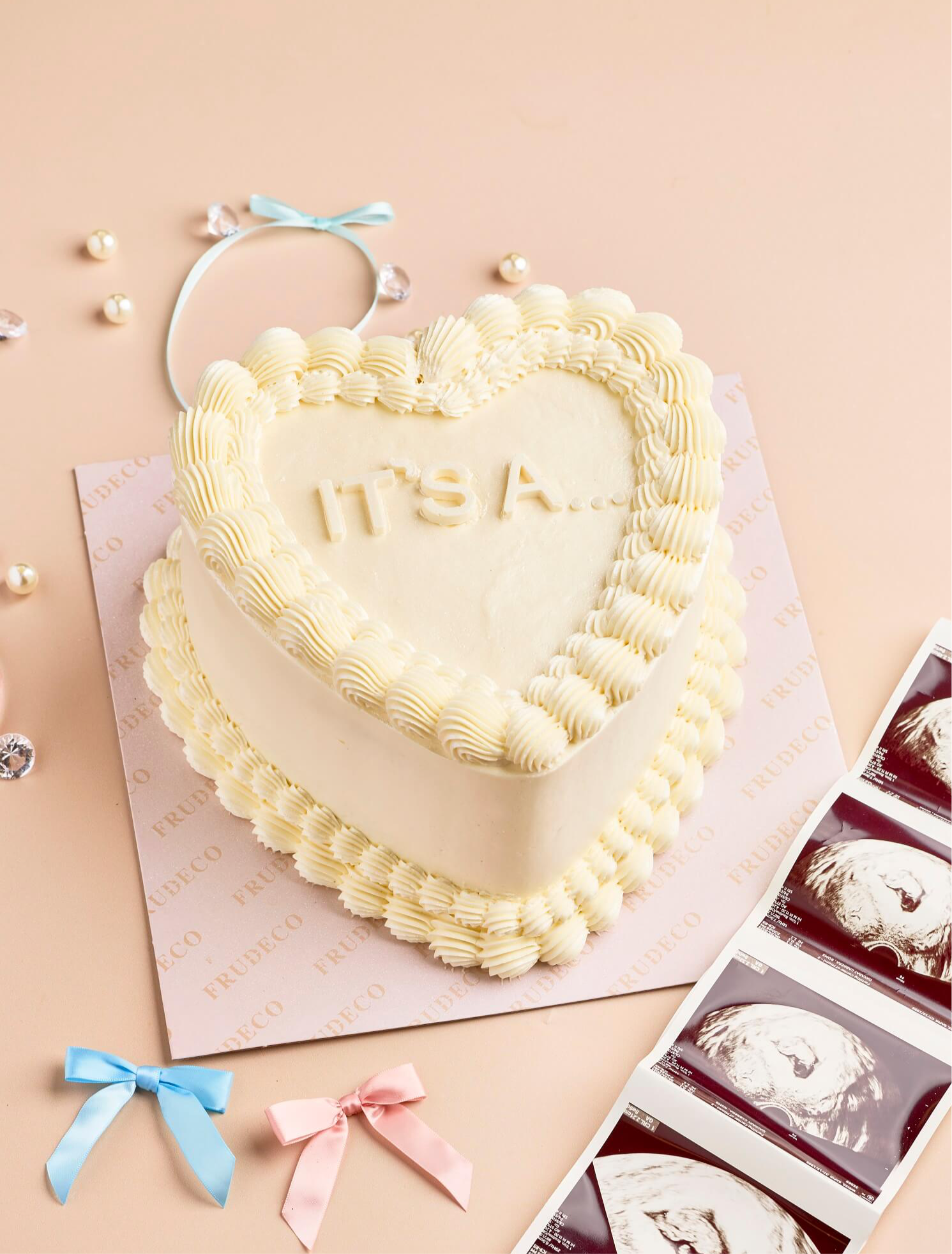 GENDER REVEAL HEART BENTO CAKE