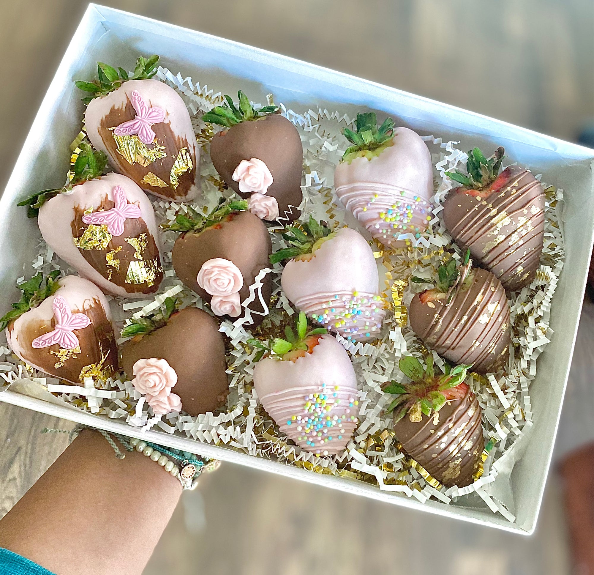 CHOCOLATE DIPPED STRAWBERRIES