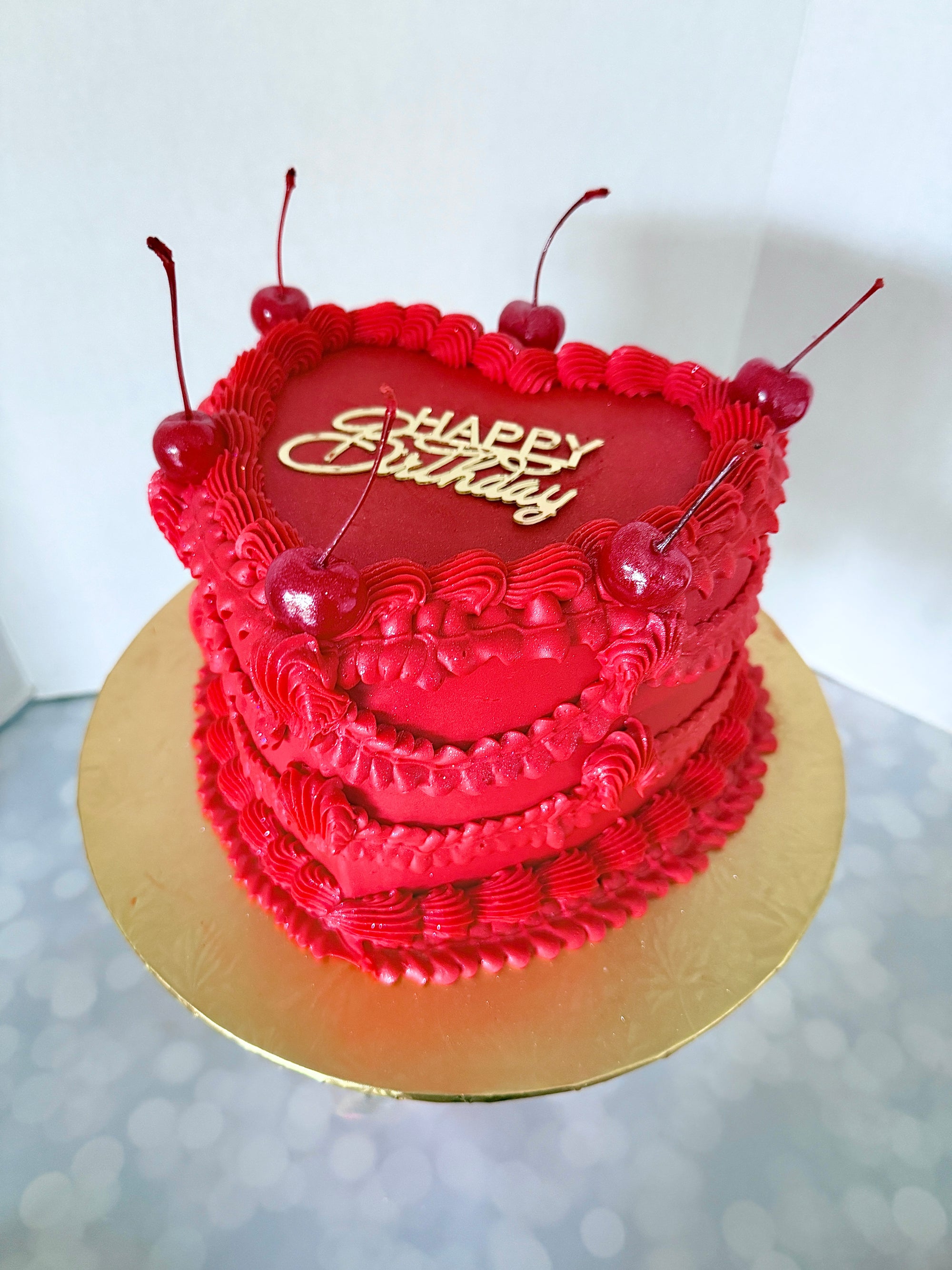 VINTAGE HEART SHAPE CAKE