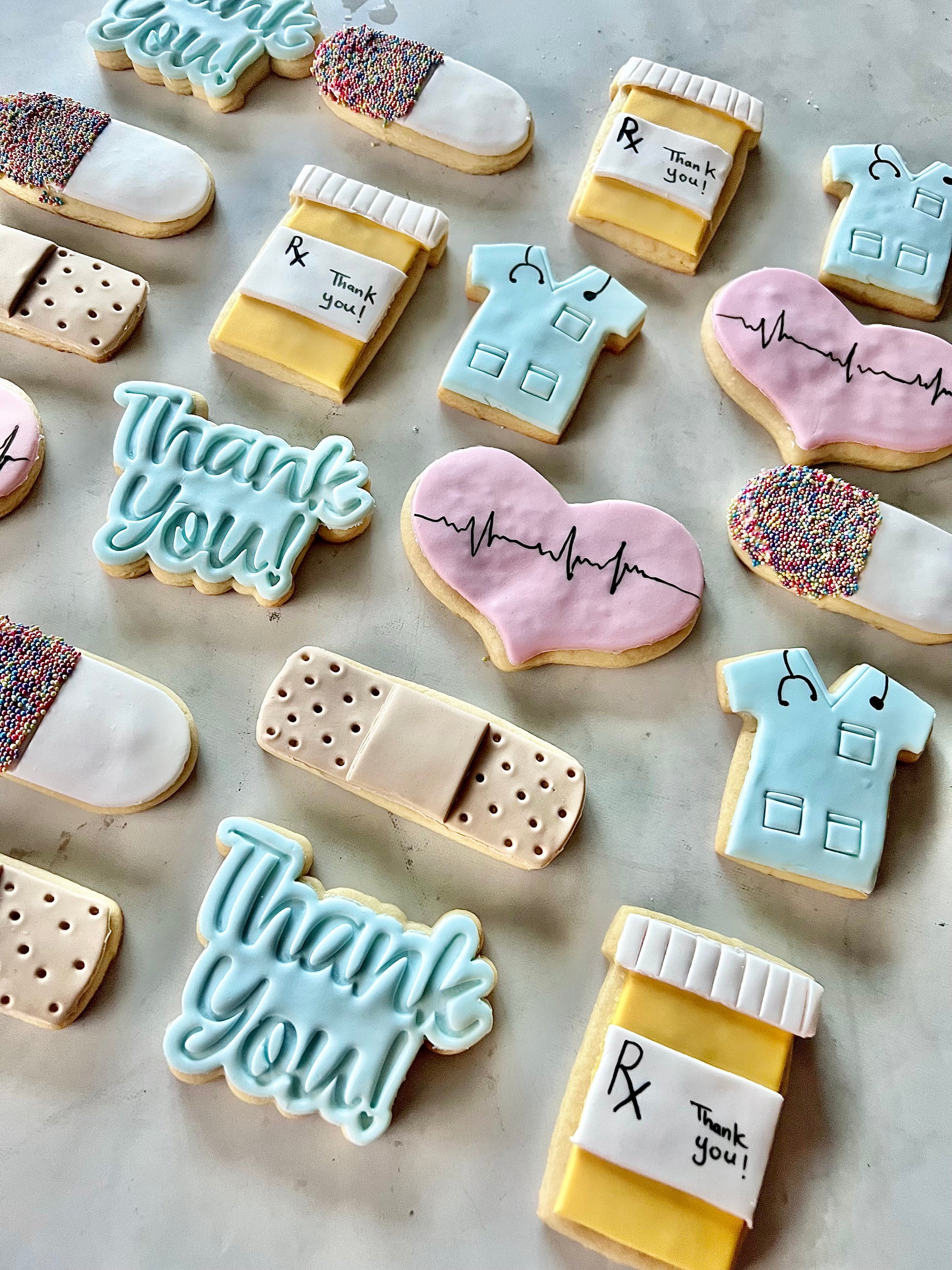 Nurse Sugar Cookies (2 Dozen) 👩🏽‍⚕️