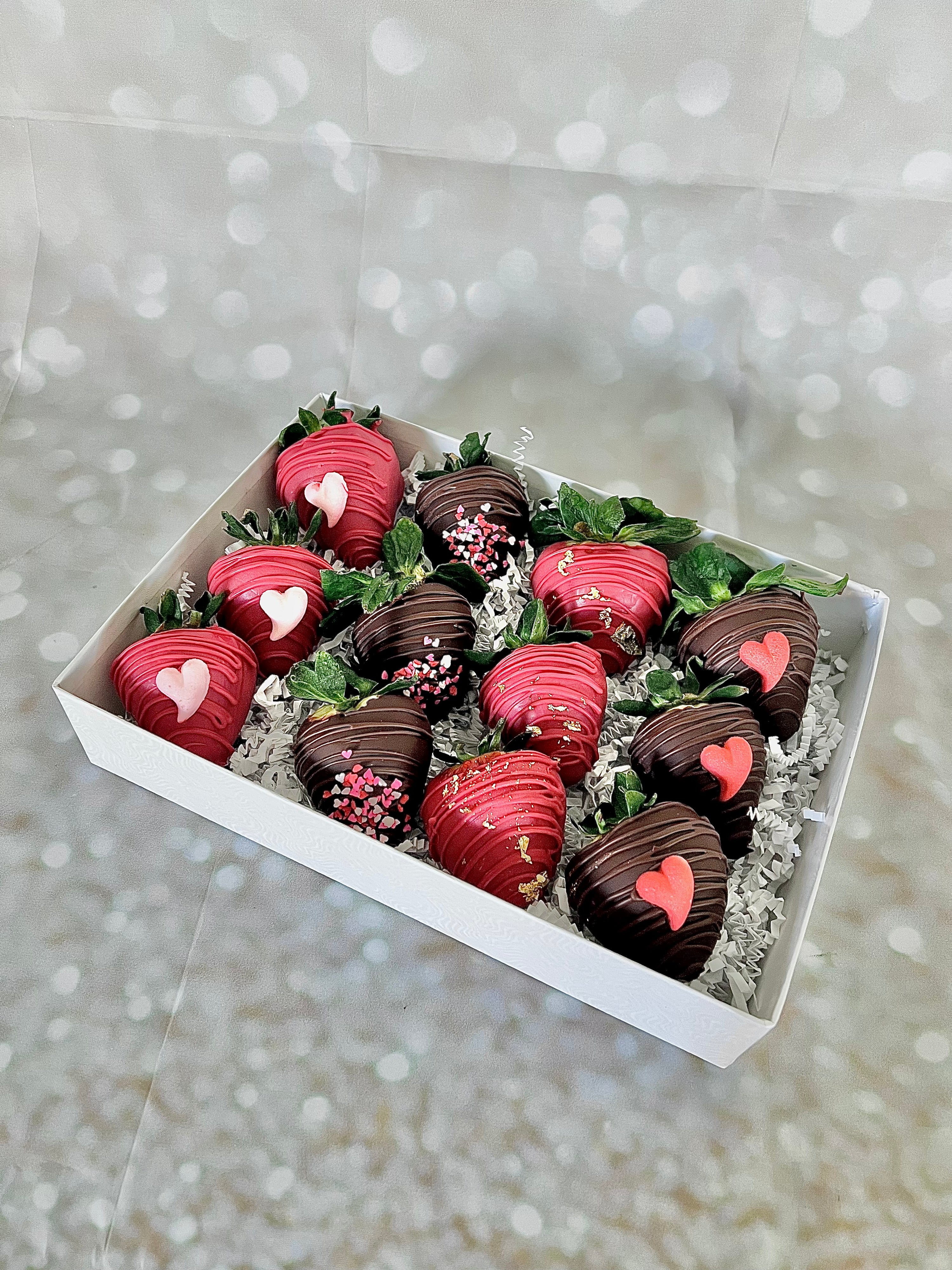 CHOCOLATE DIPPED STRAWBERRIES